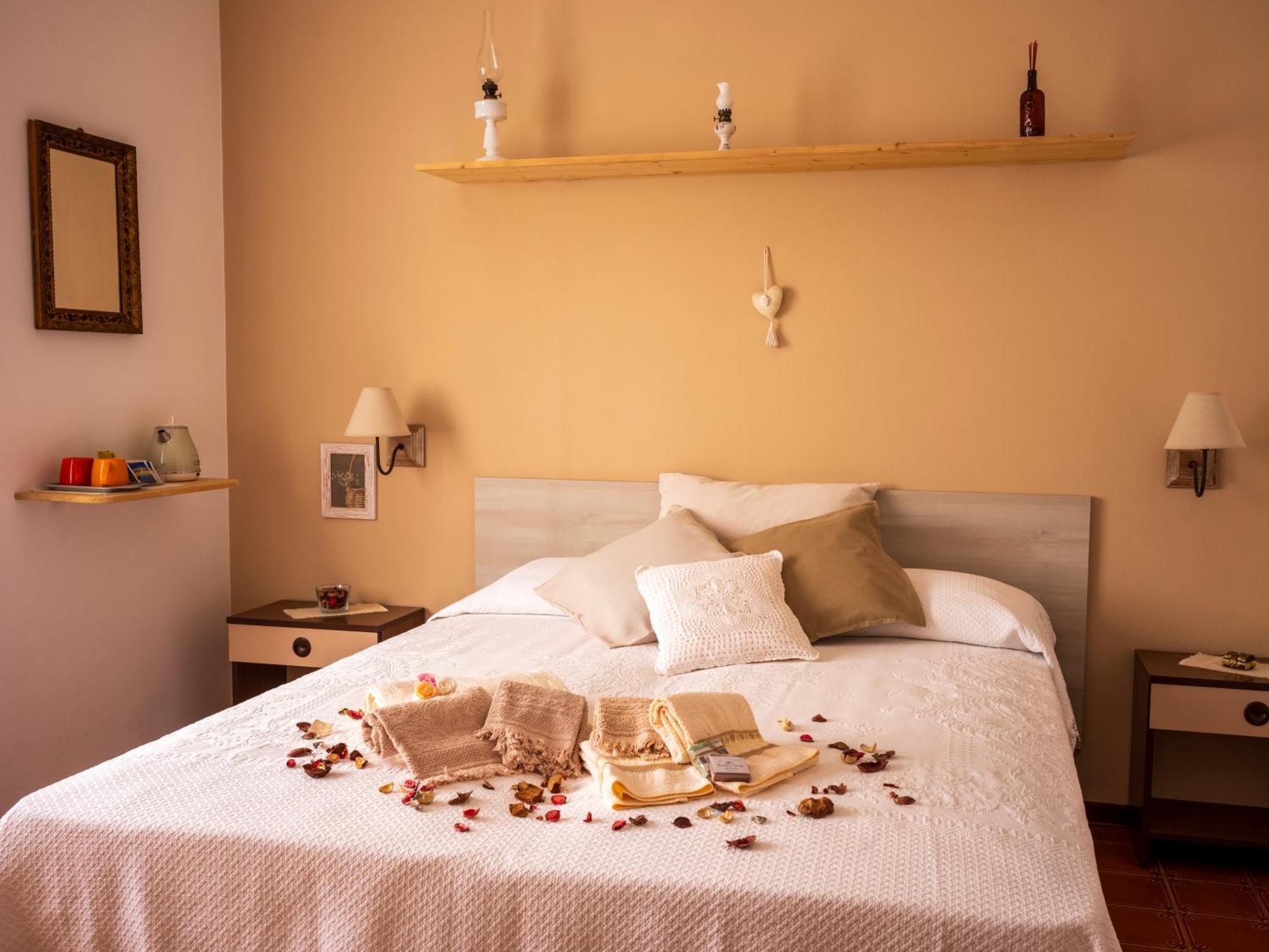 B&B La Vittoria Кроне Экстерьер фото